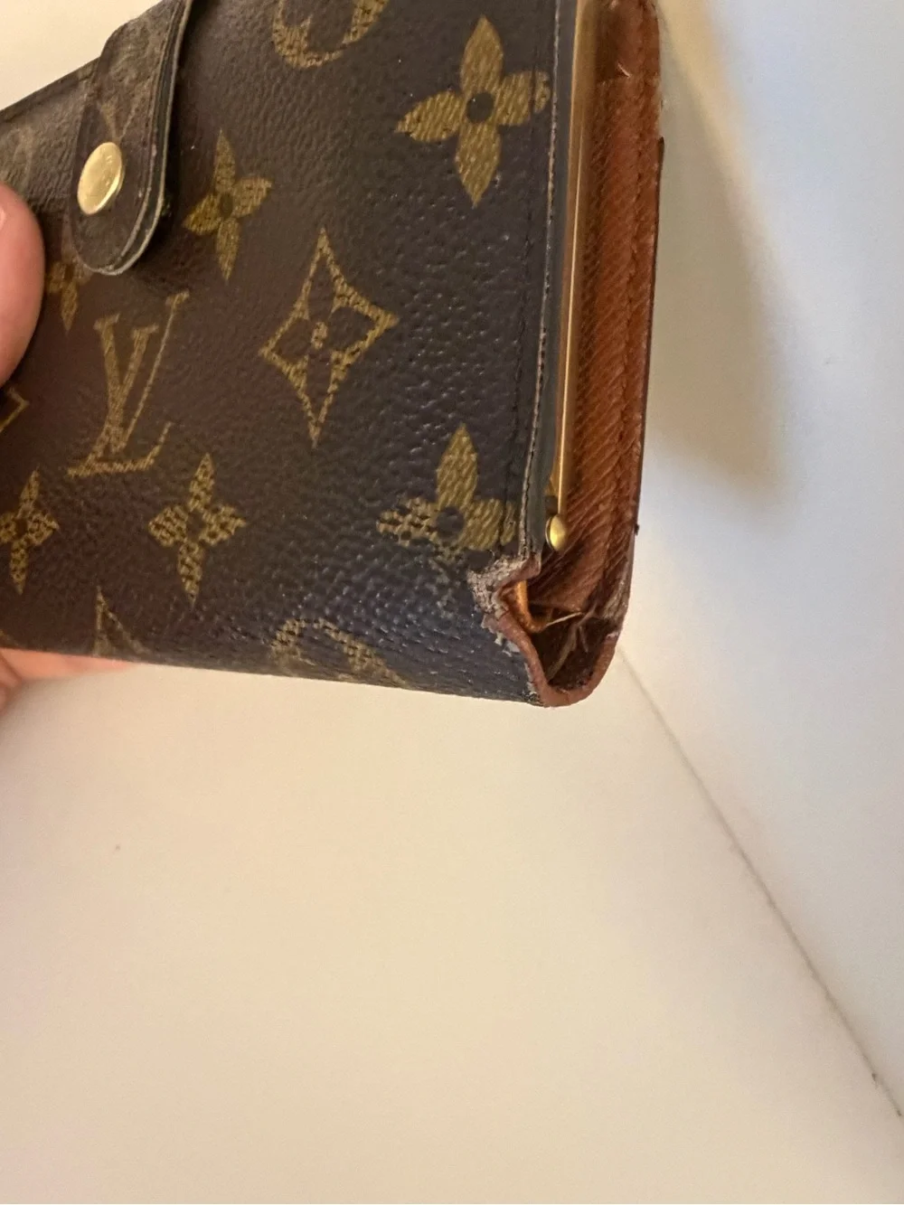Authentic Louis Vuitton Monogram Portefeuille Viennois Wallet - Picture 3 of 14